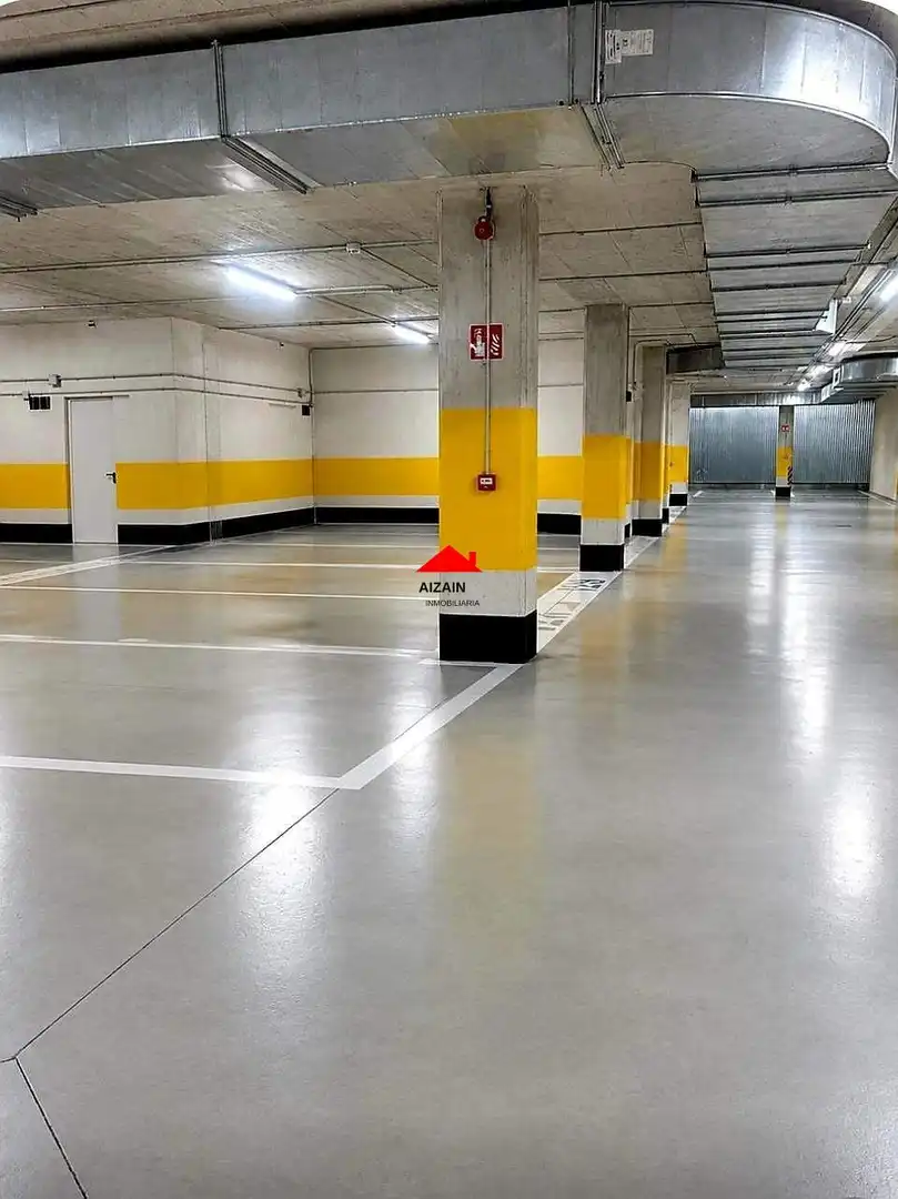 Individual for sale in Avenida Zarandoa, imagen 4