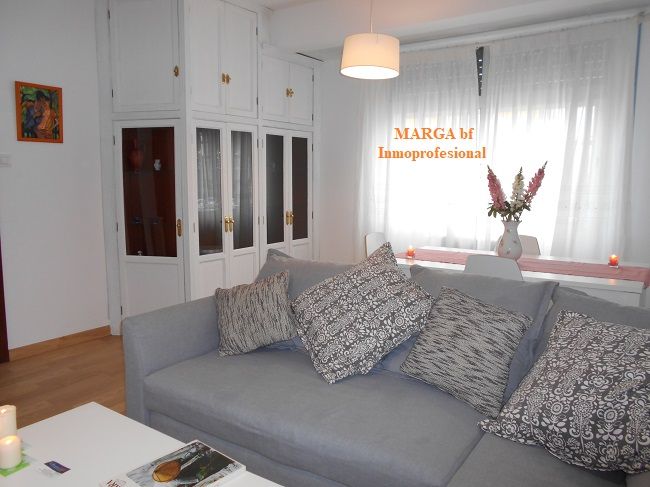 Flat for rent in A Malata - Catabois - Ciudad Jardín