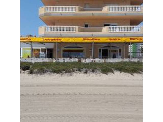 Local comercial en Alquiler en Urbanizacion Castillo de Mar II, 5 en Barrio de la Concepción