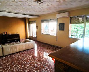 Sala d'estar de Planta baixa en venda en San Vicente del Raspeig / Sant Vicent del Raspeig amb Aire condicionat, Calefacció i Jardí privat