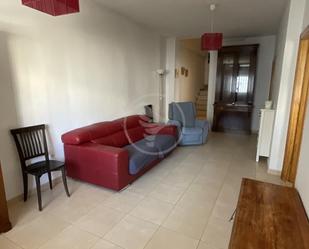 Sala d'estar de Dúplex en venda en Linares amb Aire condicionat i Terrassa