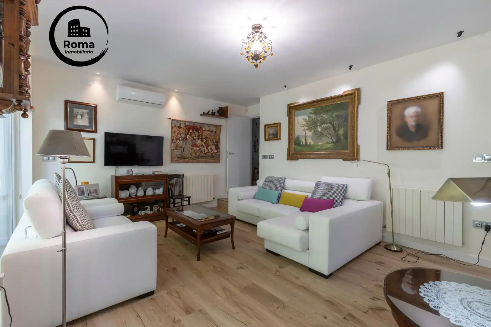 Sala de estar de Casa o chalet en venta en Albolote con Aire acondicionado, Calefacción y Jardín privado