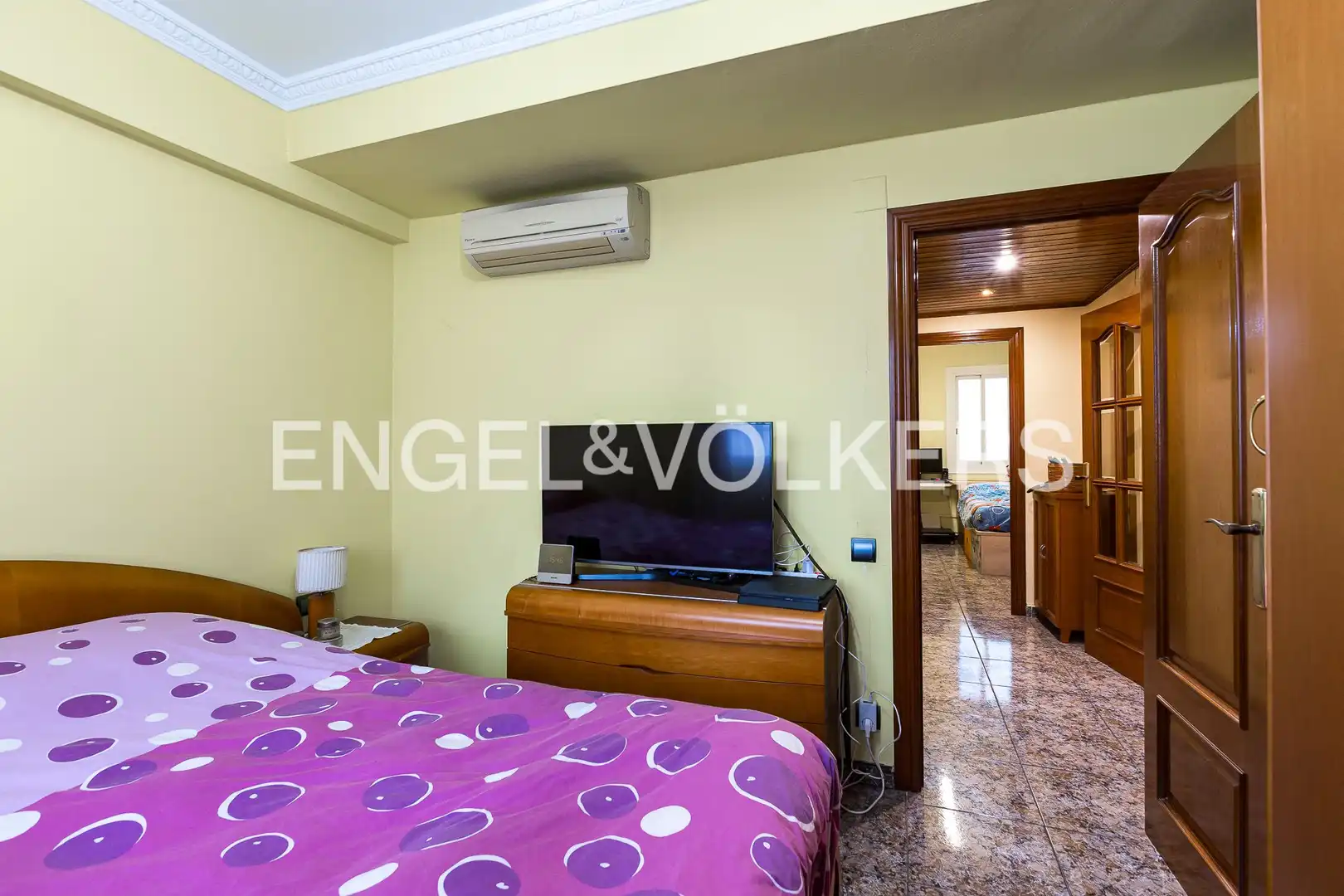Habitación de Piso en venta en Barcelona con Calefacción y Balcón