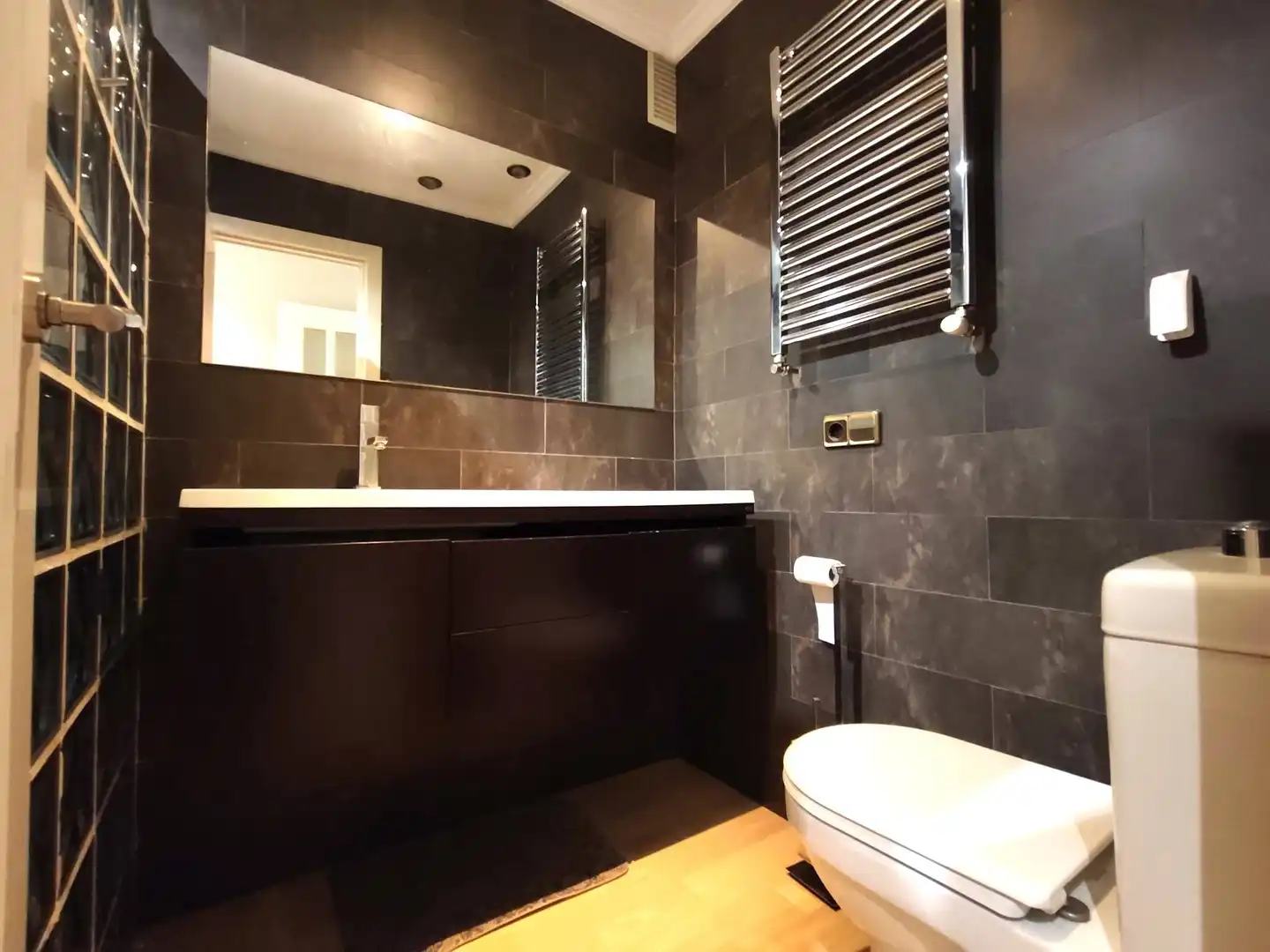 Bathroom of Flat for sale in Tudela  with Air Conditioner, Heating and Parquet flooring