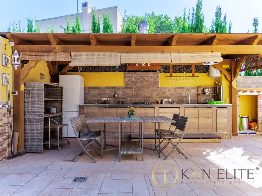 Terrassa de Casa o xalet en venda en Mutxamel amb Aire condicionat, Jardí privat i Terrassa