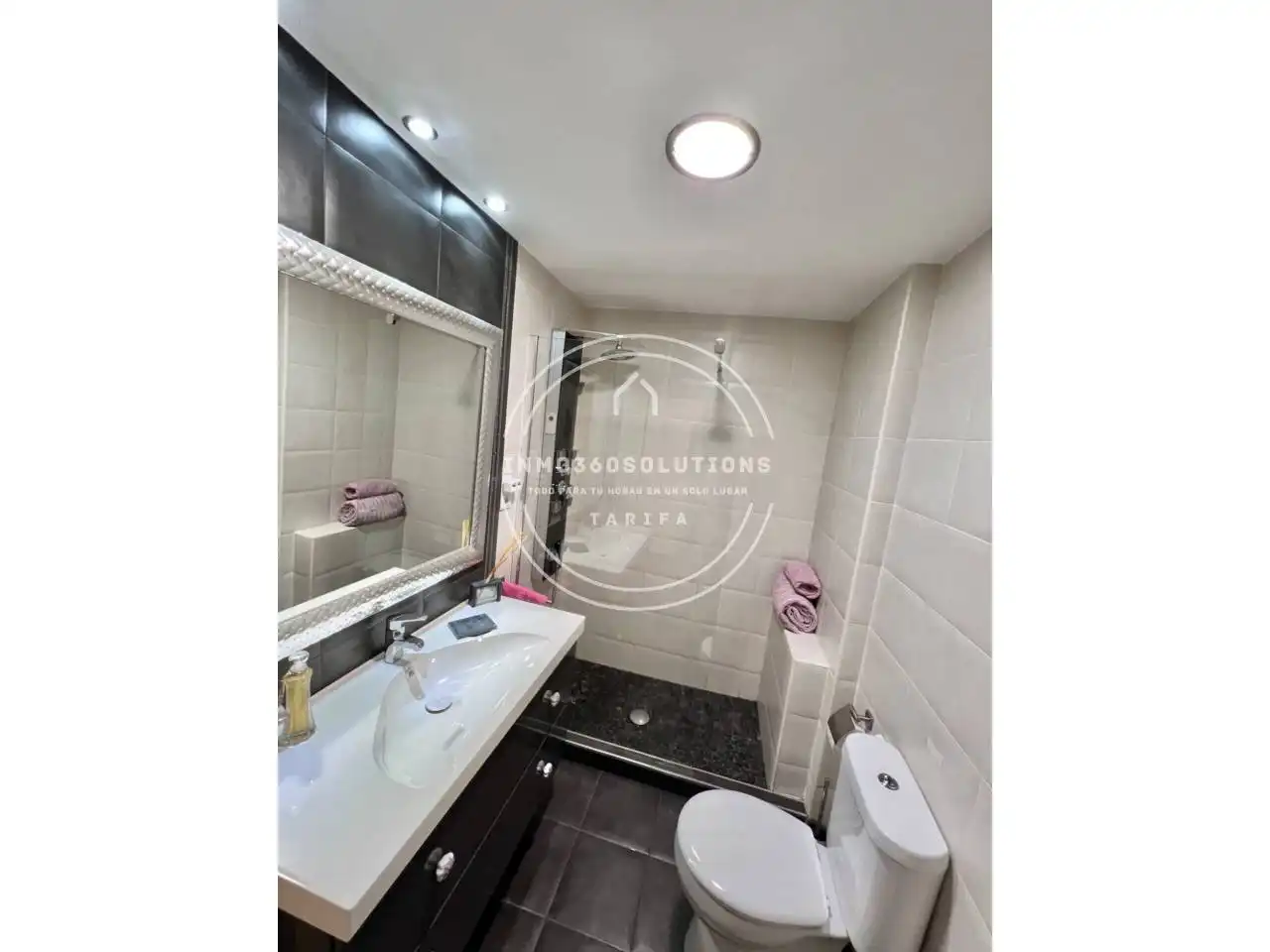 Badezimmer von Wohnung zum Verkauf in Córdoba mit Klimaanlage, Terrasse und Abstellraum