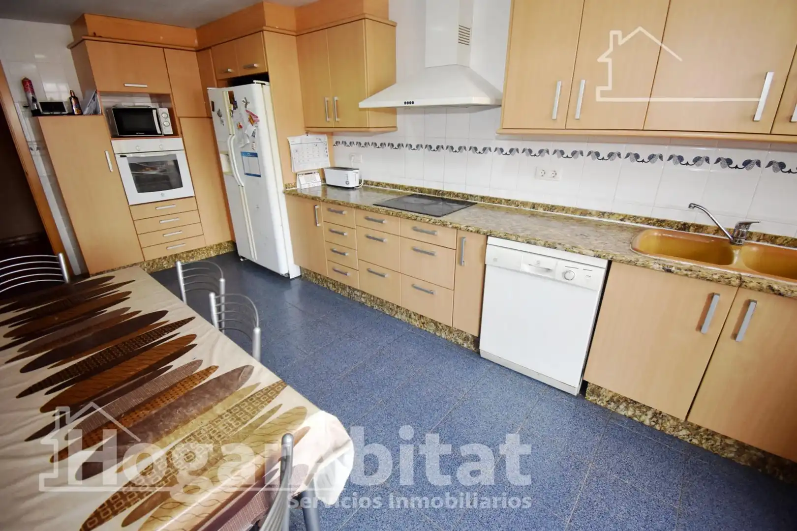 Penthouse with lift for sale in Calle CARINYENA, imagen 7