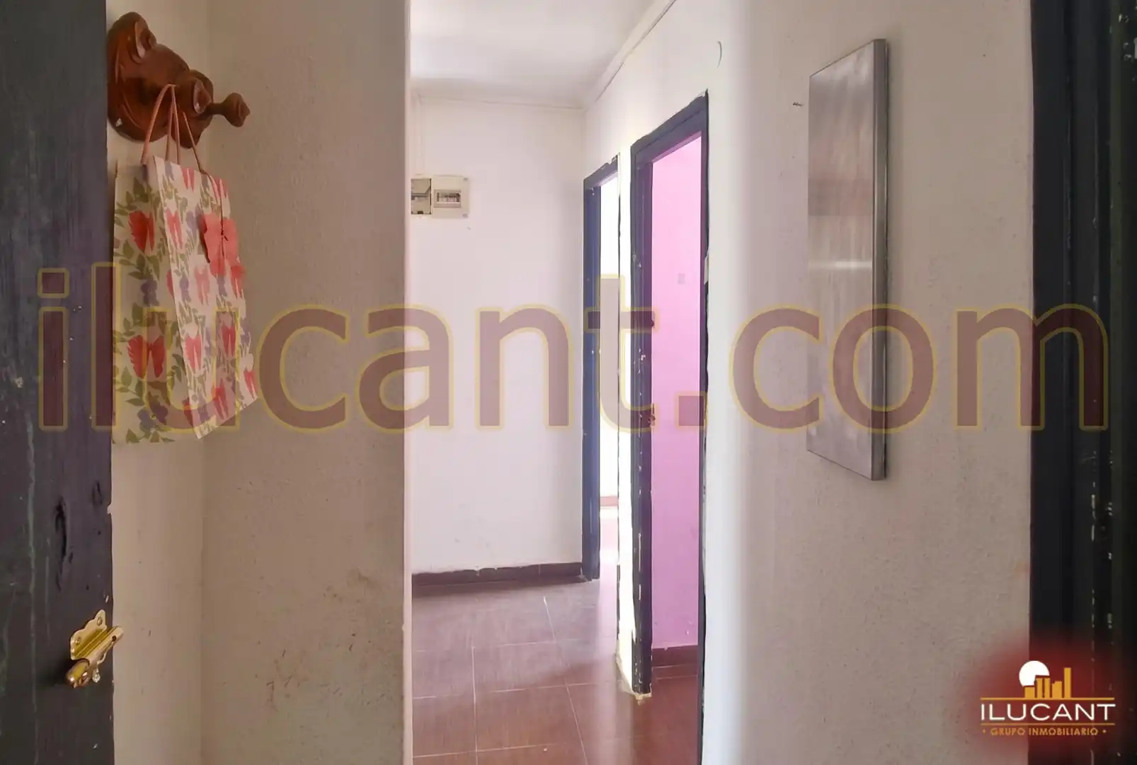Piso en venta en Alicante / Alacant con Balcón