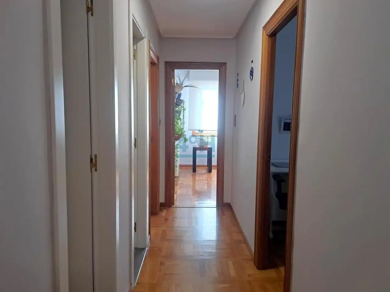 Piso en venta en Ourense Capital  con Calefacción, Parquet y Amueblado