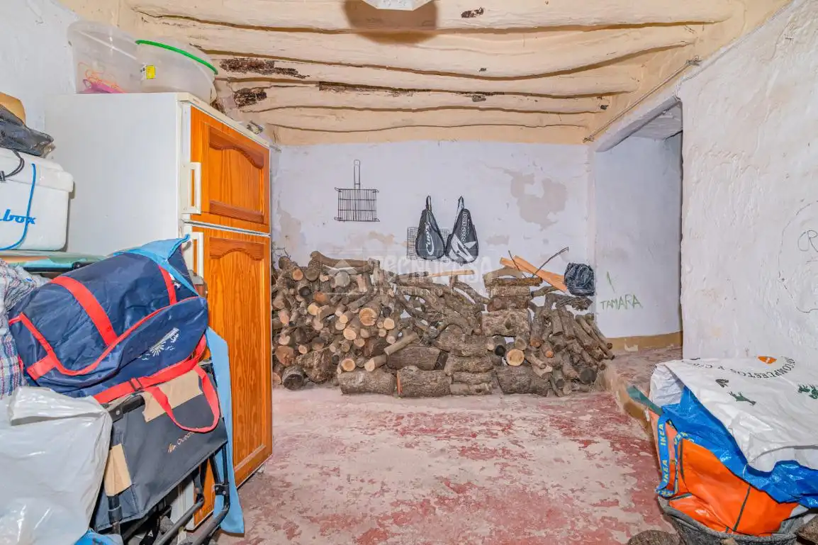Casa adosada en venda en Loja amb Terrassa