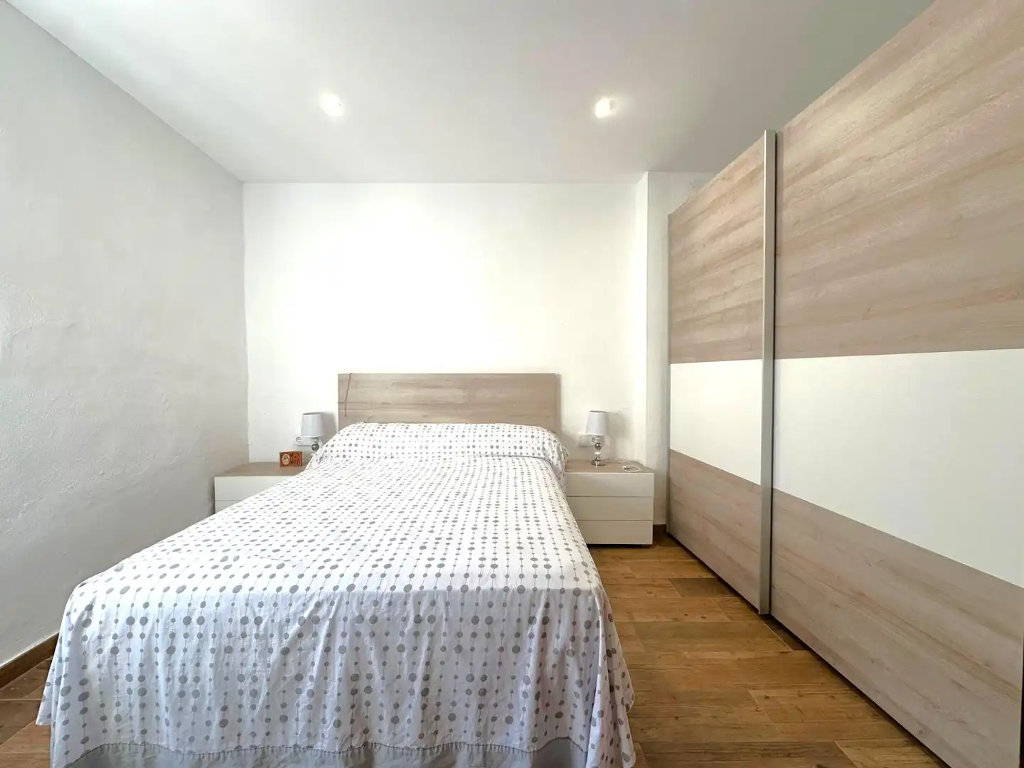 Bedroom of Houses for sale in La Pobla Llarga  with Terrace, Storage room and Balcony