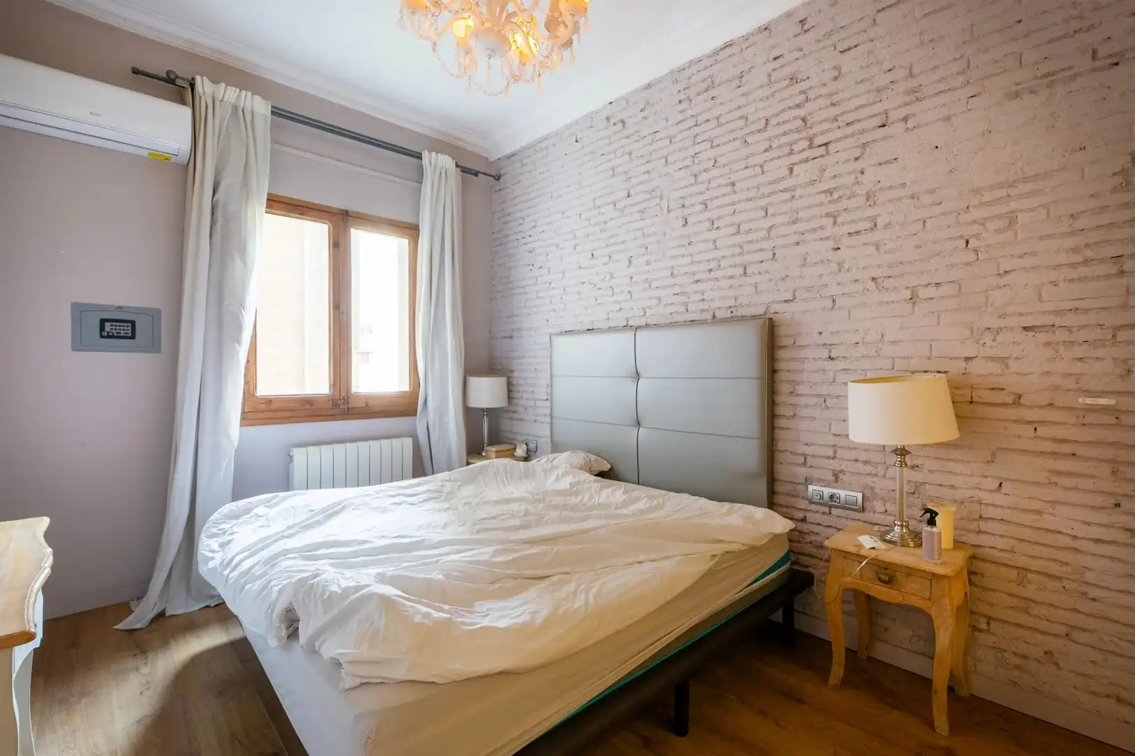 Habitación de Piso de alquiler en Barcelona con Calefacción, Parquet y Amueblado