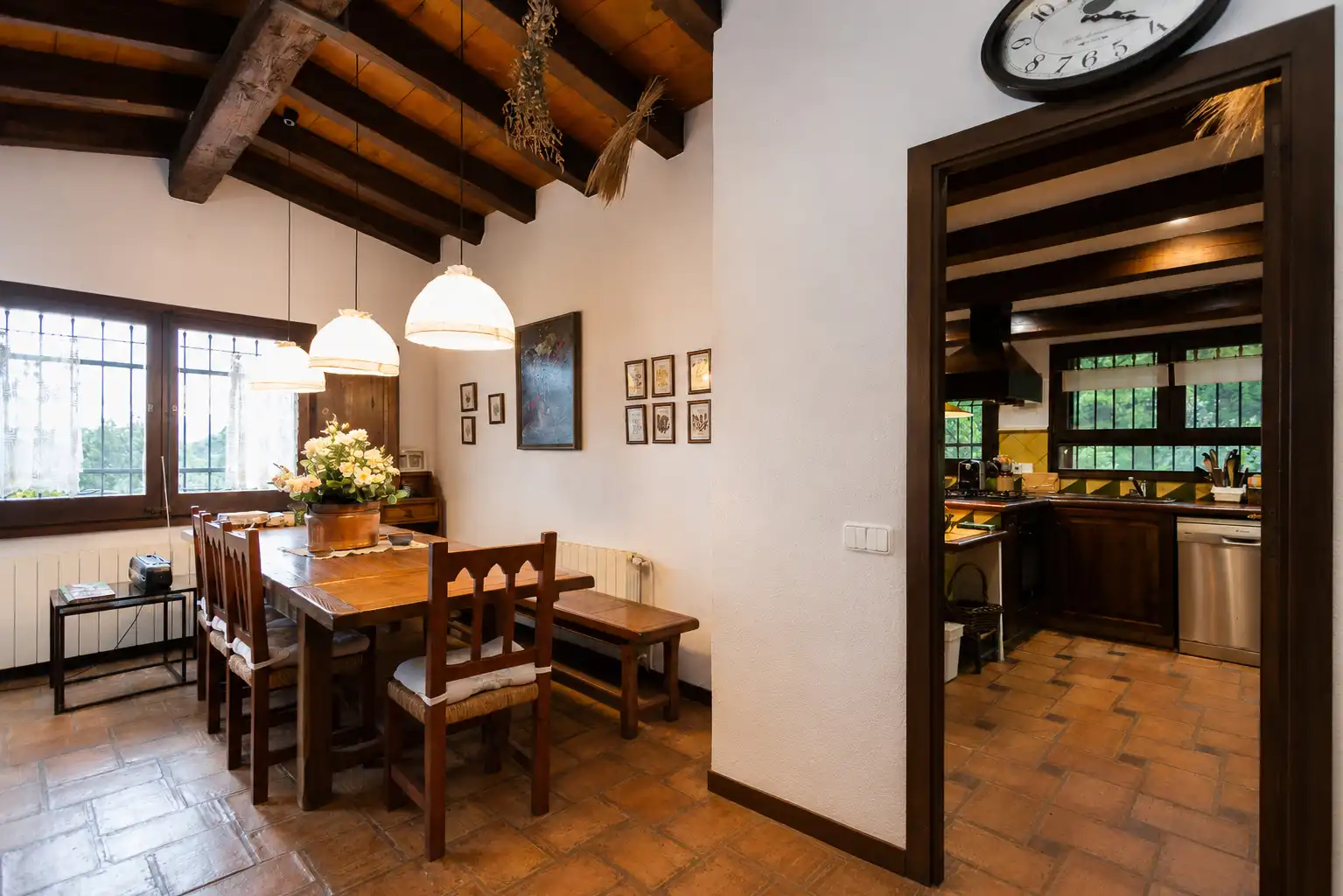 Comedor de Finca rústica en venta en L'Esquirol con Calefacción, Jardín privado y Terraza