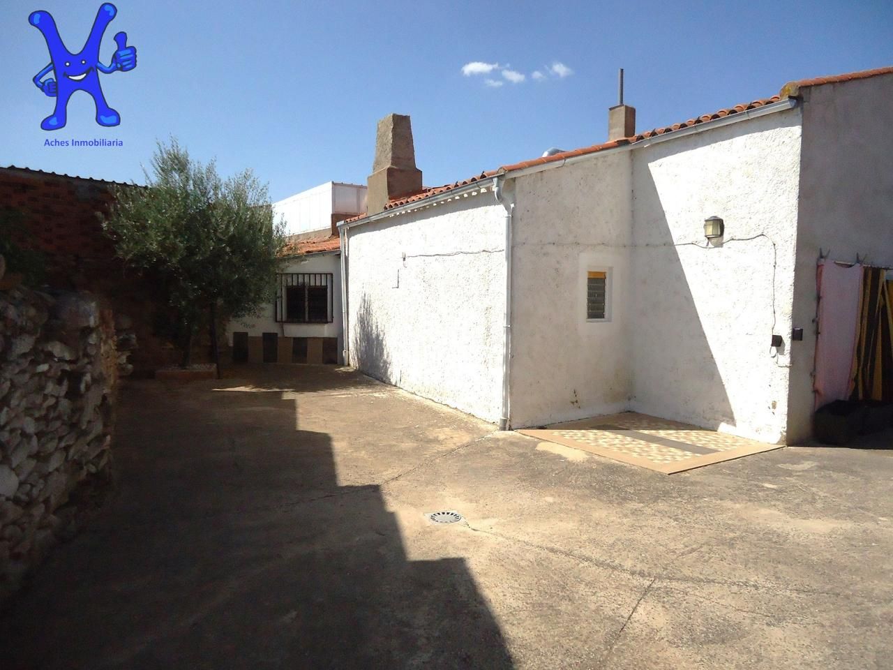 Exterior view of House or chalet for sale in Villarmayor  with Private garden
