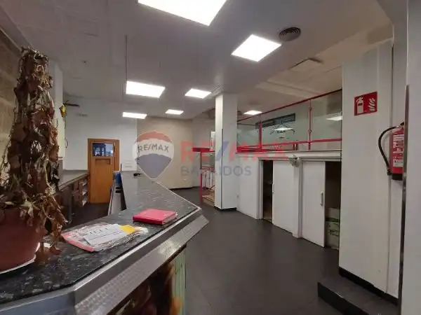 Local comercial en venda a Avenida do Fragoso, imagen 7