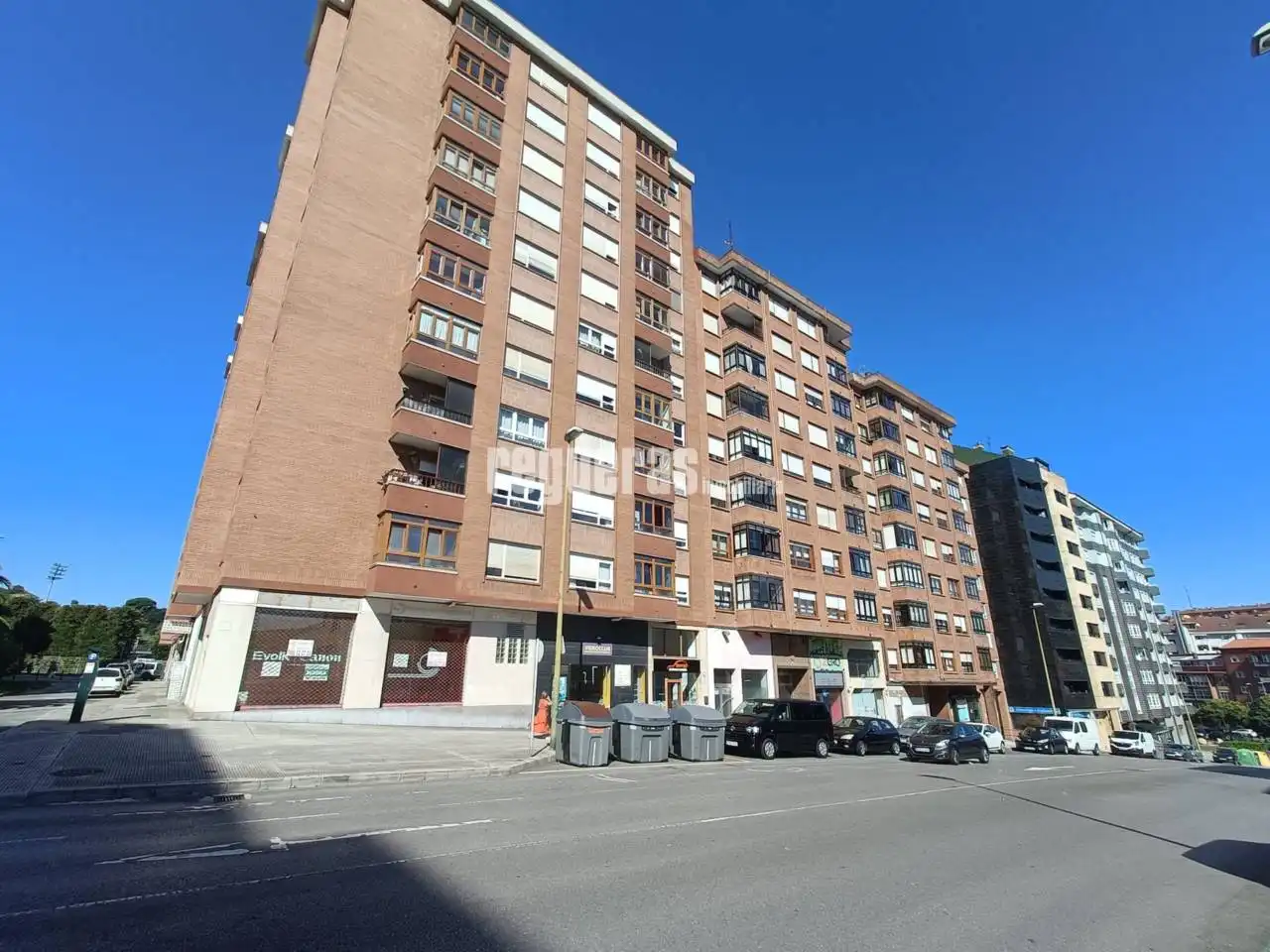 Wohnung mit Aufzug zum Verkauf in Calle Fernando Morán