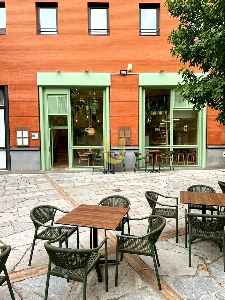 Local comercial en traspàs a Pryconsa - Juan de Austria, imagen 4