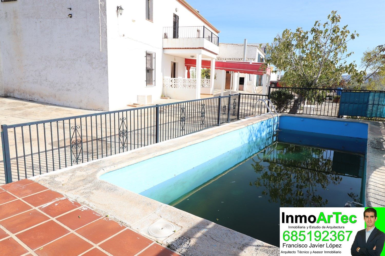 Piscina de Finca rústica en venda en Iznalloz amb Jardí privat, Terrassa i Piscina