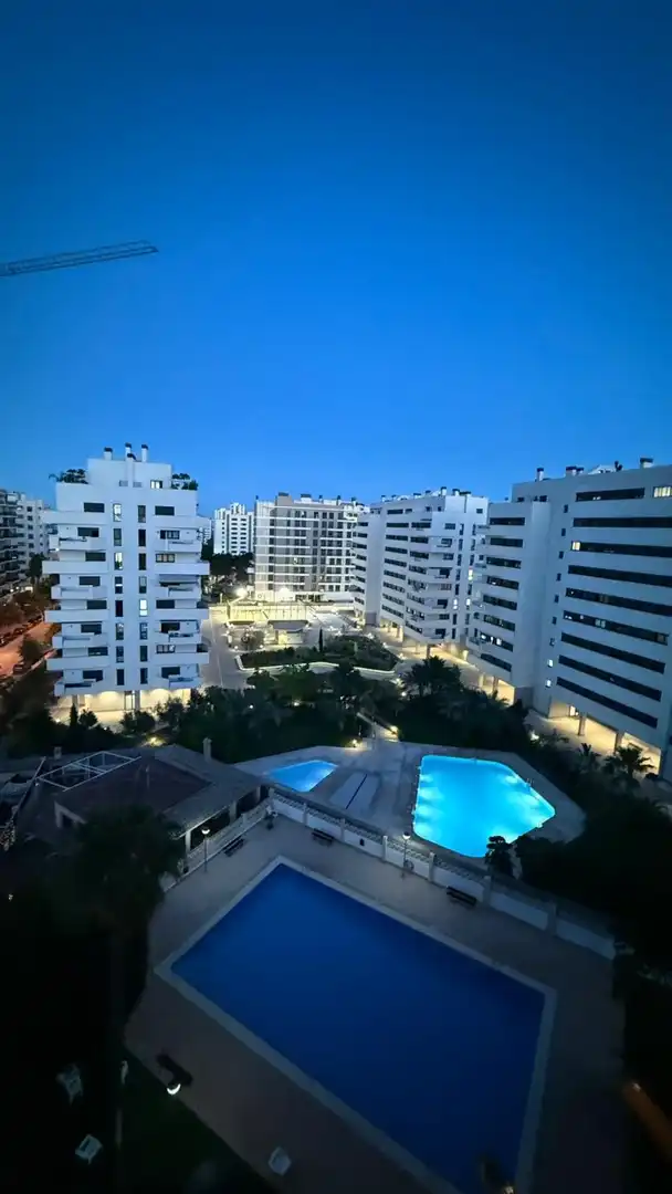 Vista exterior de Apartament de lloguer en Alicante / Alacant amb Aire condicionat, Piscina i Moblat