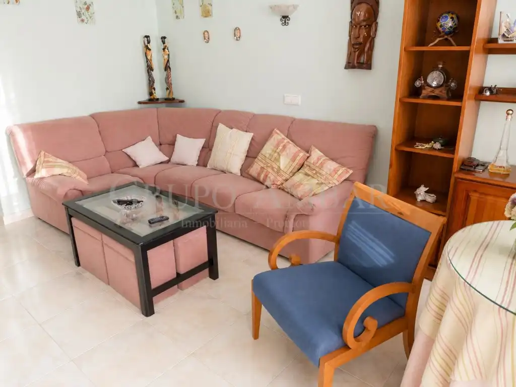 Sala d'estar de Pis en venda en Sant Antoni de Portmany amb Moblat