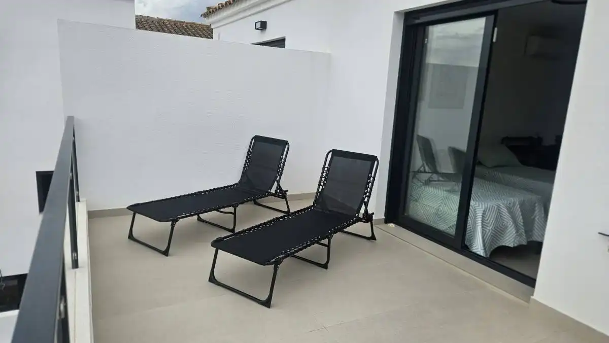 Terrasse von Einfamilien-Reihenhaus zur Miete in Rafal, Alicante