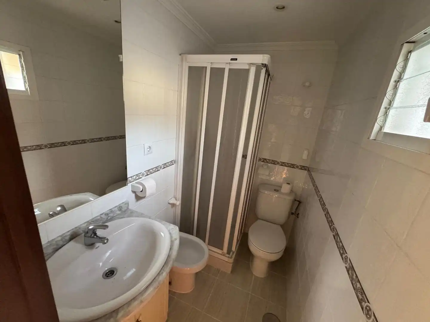 Bany de Casa o xalet en venda en Sevilla amb Traster
