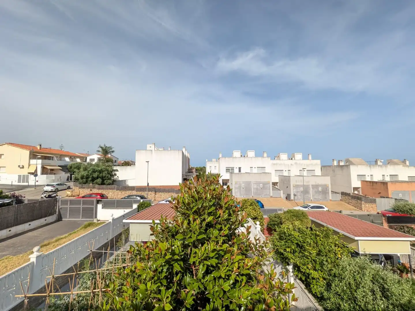 Vista exterior de Casa adosada en venta en Creixell con Aire acondicionado, Jardín privado y Terraza
