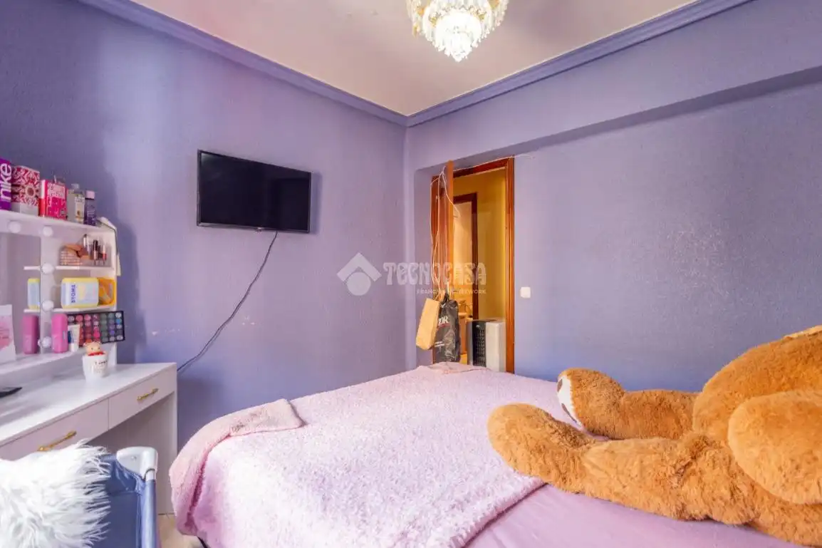 Habitación de Piso en venta en Salamanca con Trastero y Balcón
