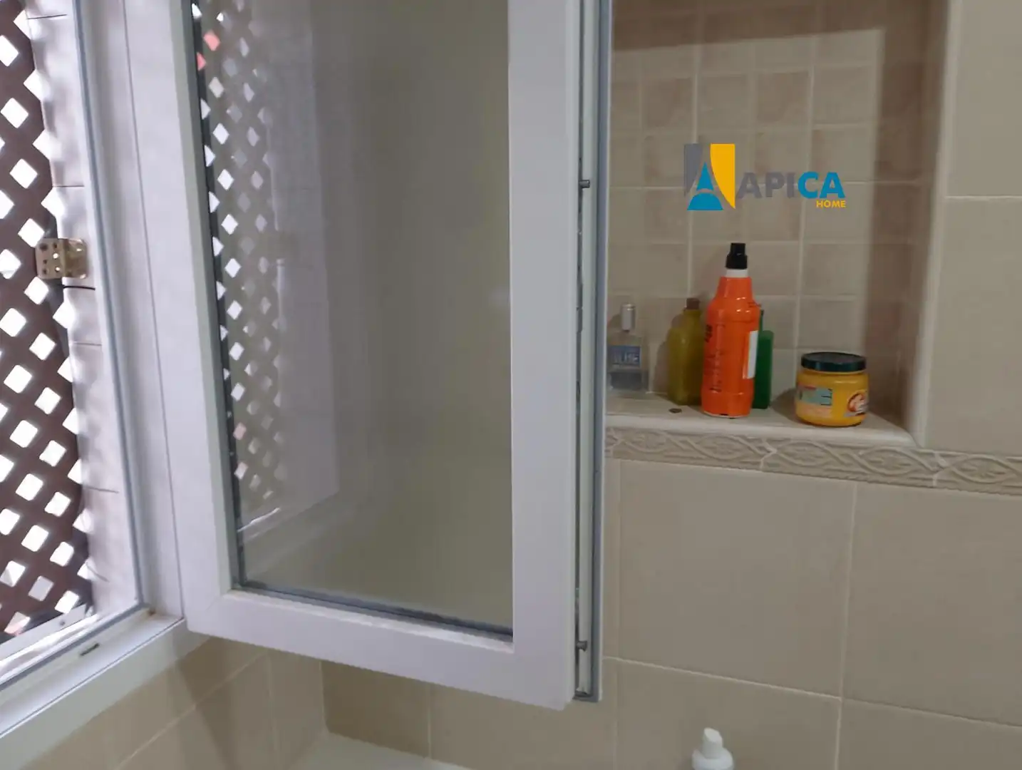 Baño de Casa adosada en venta en Barbate con Terraza y Amueblado