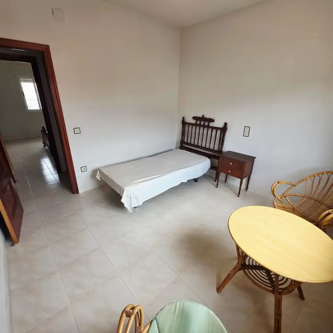 Habitación de Casa adosada en venta en Añover de Tajo con Jardín privado y Balcón