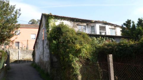 Casa con terreno para rehabilitar en el corazón de Pontecesures Buscas una vivienda con encanto y potencial para crear el hogar de