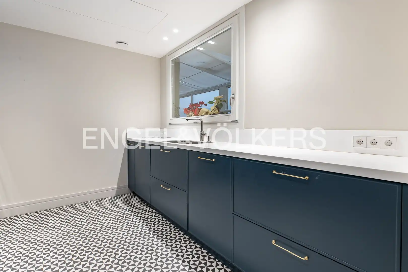 Bathroom of Flat for sale in Barcelona  with Air Conditioner, Heating and Parquet flooring