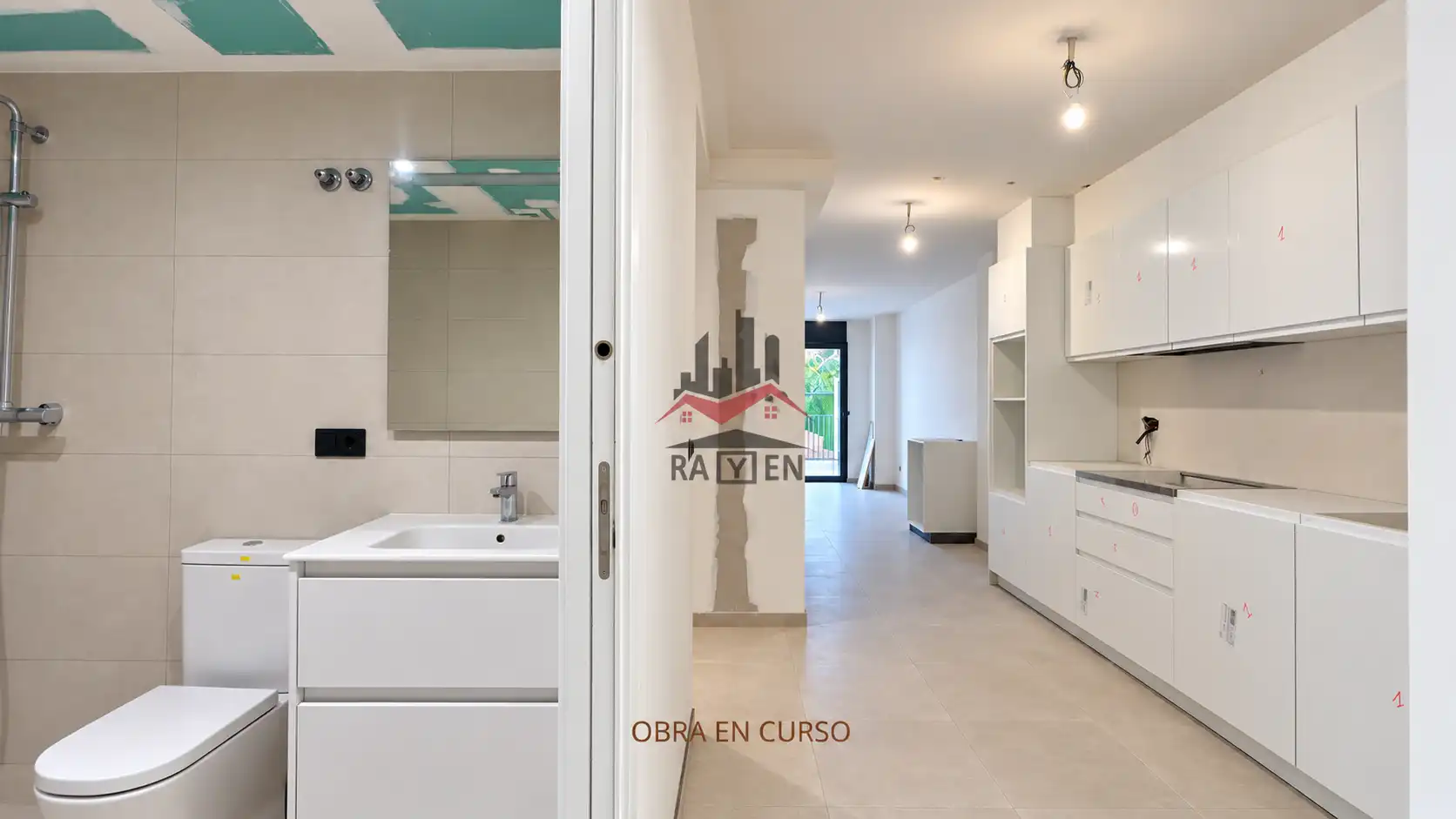 Kitchen of Flat for sale in Creu de la Mà