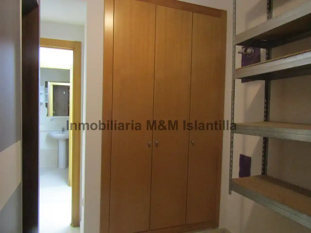 Habitación de Piso en venta en Isla Cristina con Terraza, Horno y Lavadora