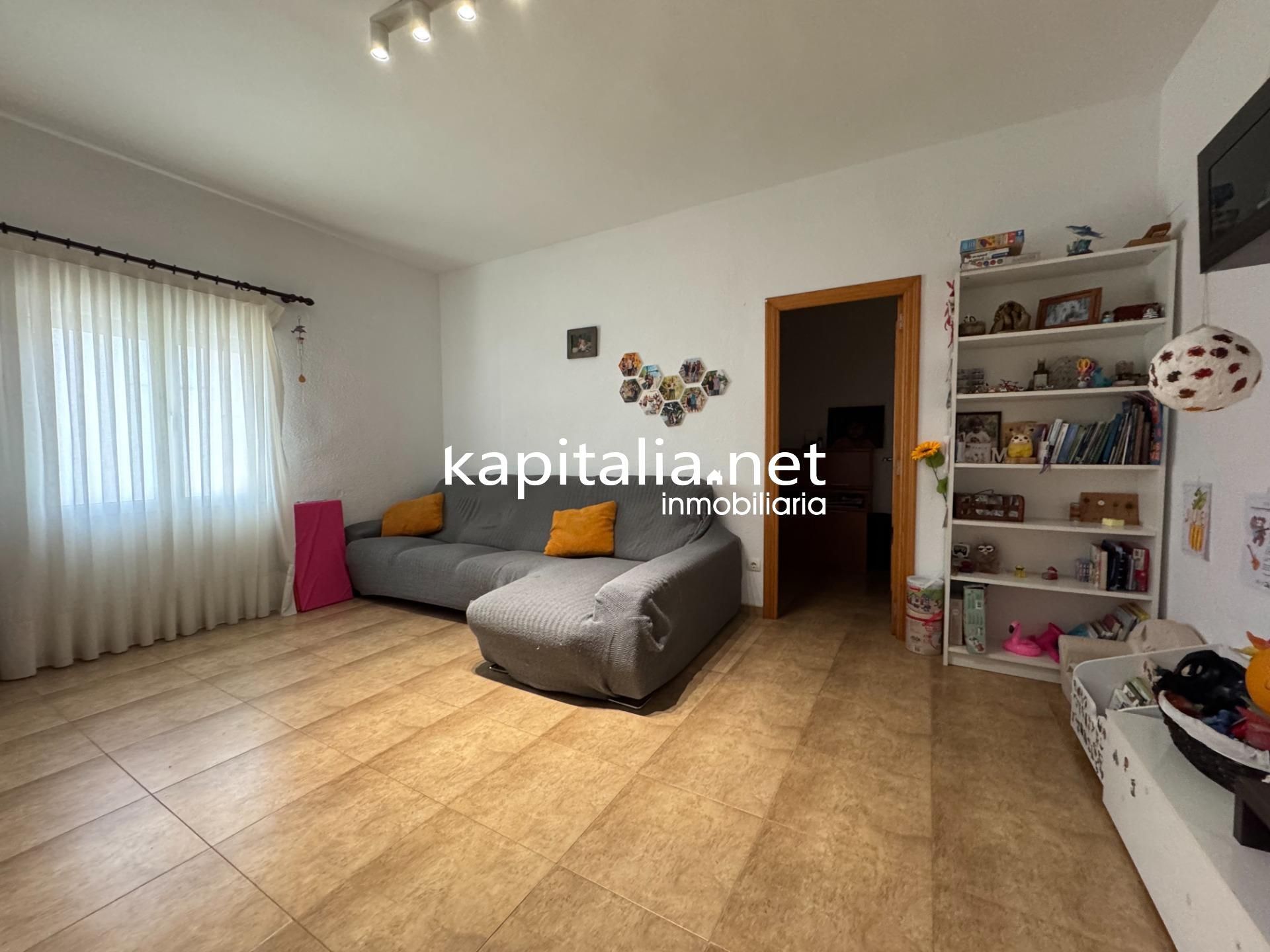 Living room of Planta baja for sale in Agullent