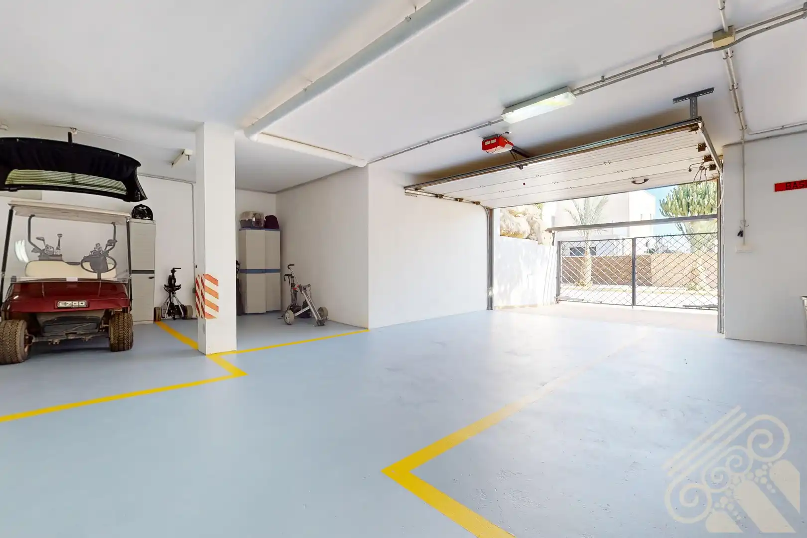 Parking de Casa o chalet en venta en Mojácar con Aire acondicionado, Jardín privado y Parquet