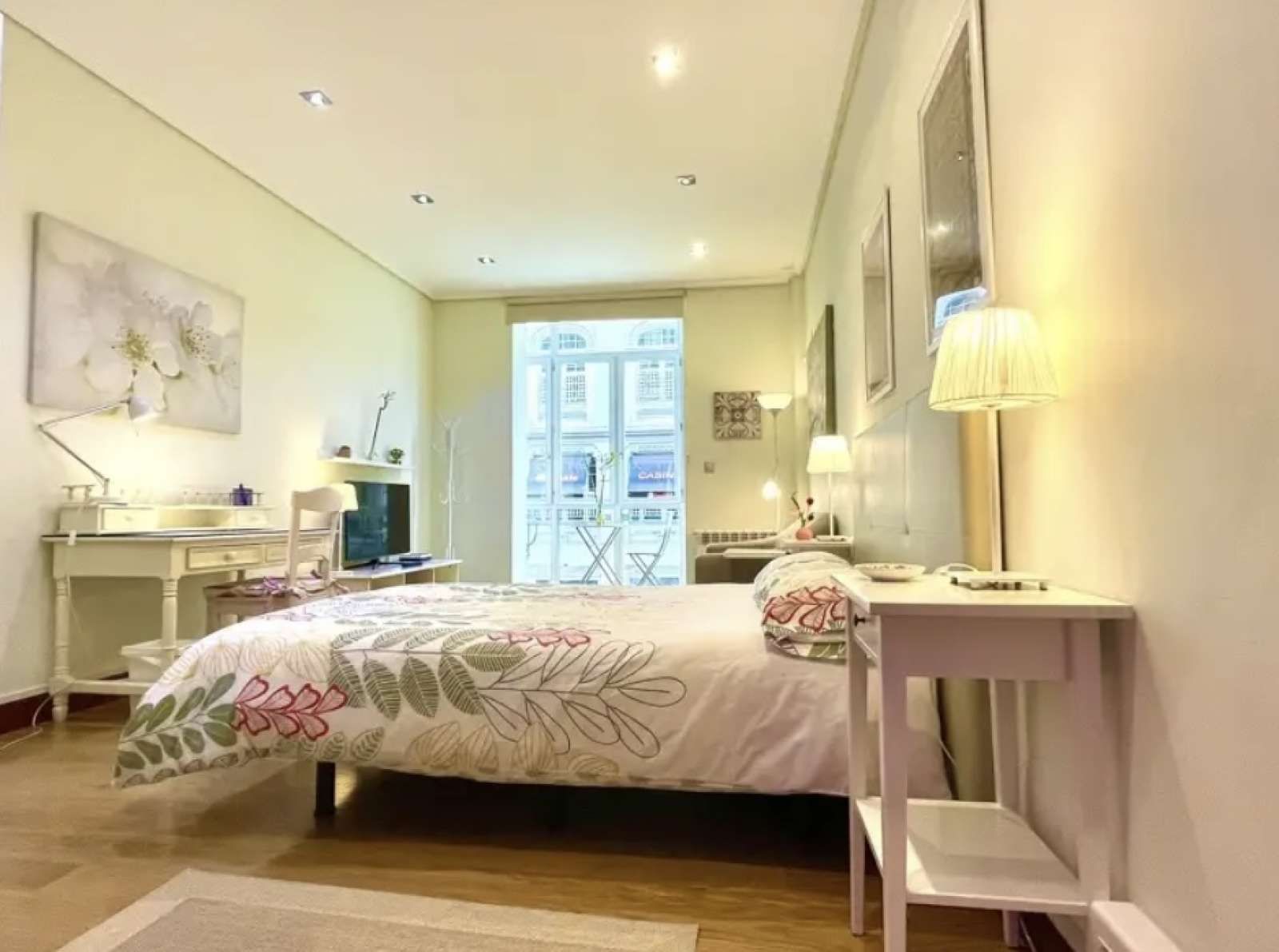 Flat to share in Zabalburu