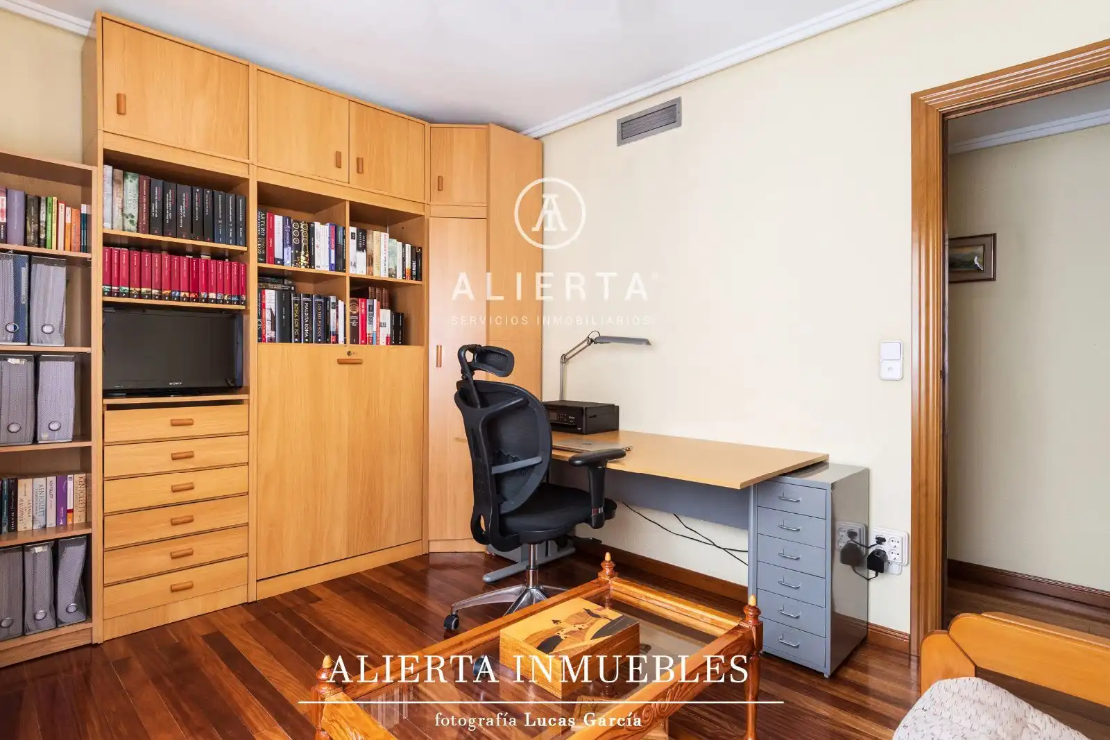 Bedroom of Flat for sale in Zaragoza  with Air Conditioner, Heating and Terrace