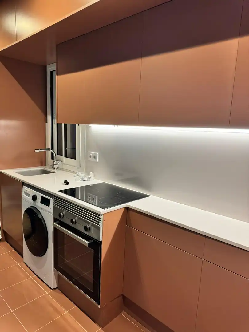 Cocina de Piso de alquiler en Barcelona con Calefacción