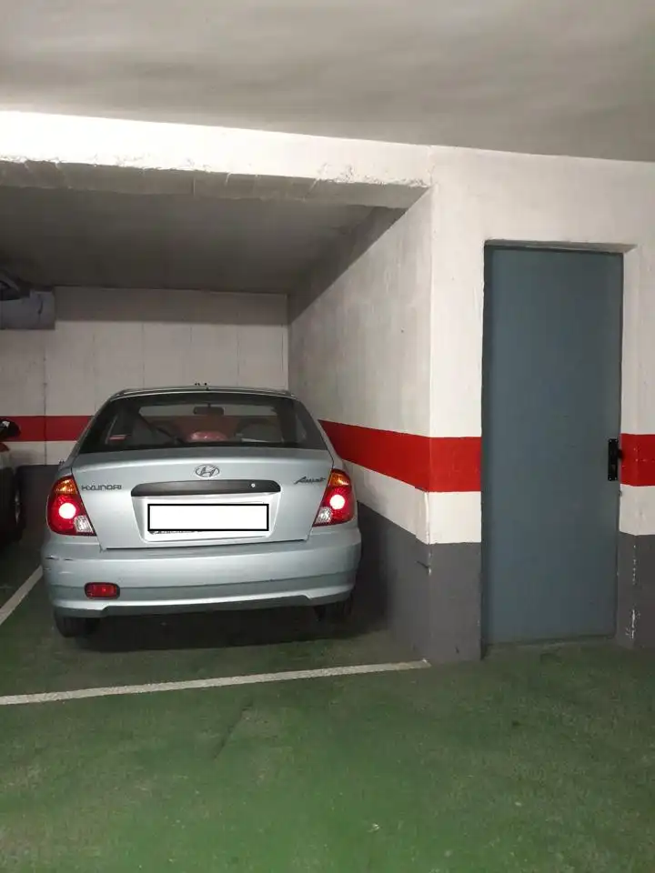 Parkplatz von Wohnung zum Verkauf in Zaragoza mit Heizung, Abstellraum und Balkon