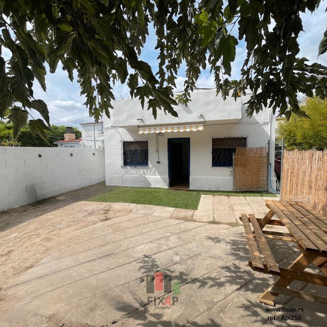 Exterior view of Planta baja to rent in  Tarragona Capital  with Air Conditioner, Heating and Private garden