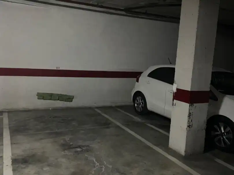 Einzelparkplatz zur Miete in Federico García moliner 30