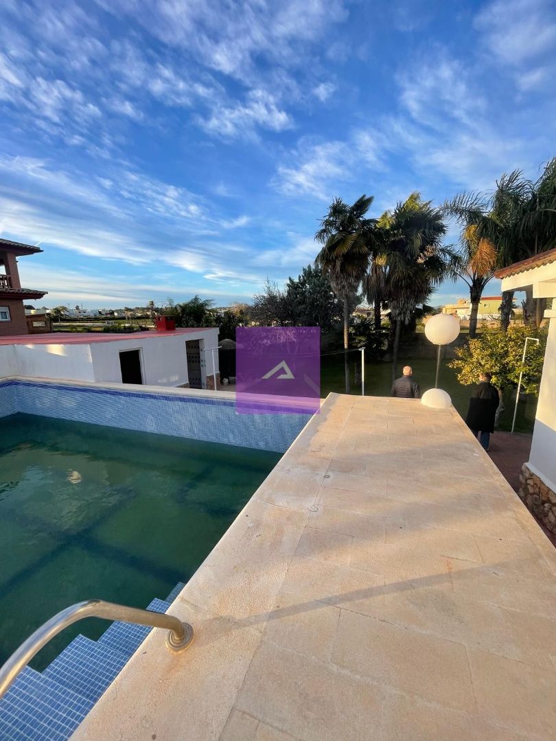 Casa o xalet de lloguer a Calle Gripau, 4