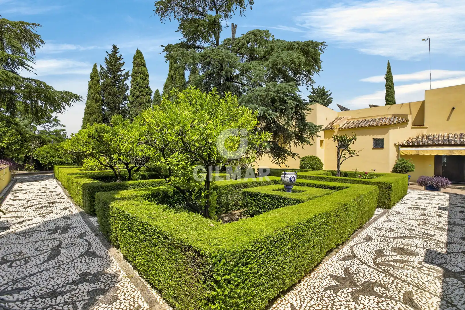 Garden of Houses for sale in Tomares  with Heating, Private garden and Swimming Pool
