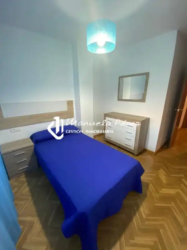 Schlafzimmer von Wohnung zum Verkauf in Cáceres mit Klimaanlage, Heizung und Terrasse