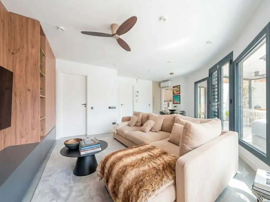 Living room of Detached homes for sale in Sitges  with Air Conditioner, Heating and Private garden
