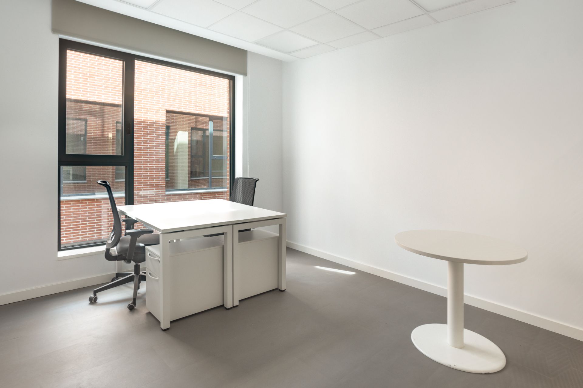 Office to rent in  Barcelona Capital  with Air Conditioner, Heating and Furnished