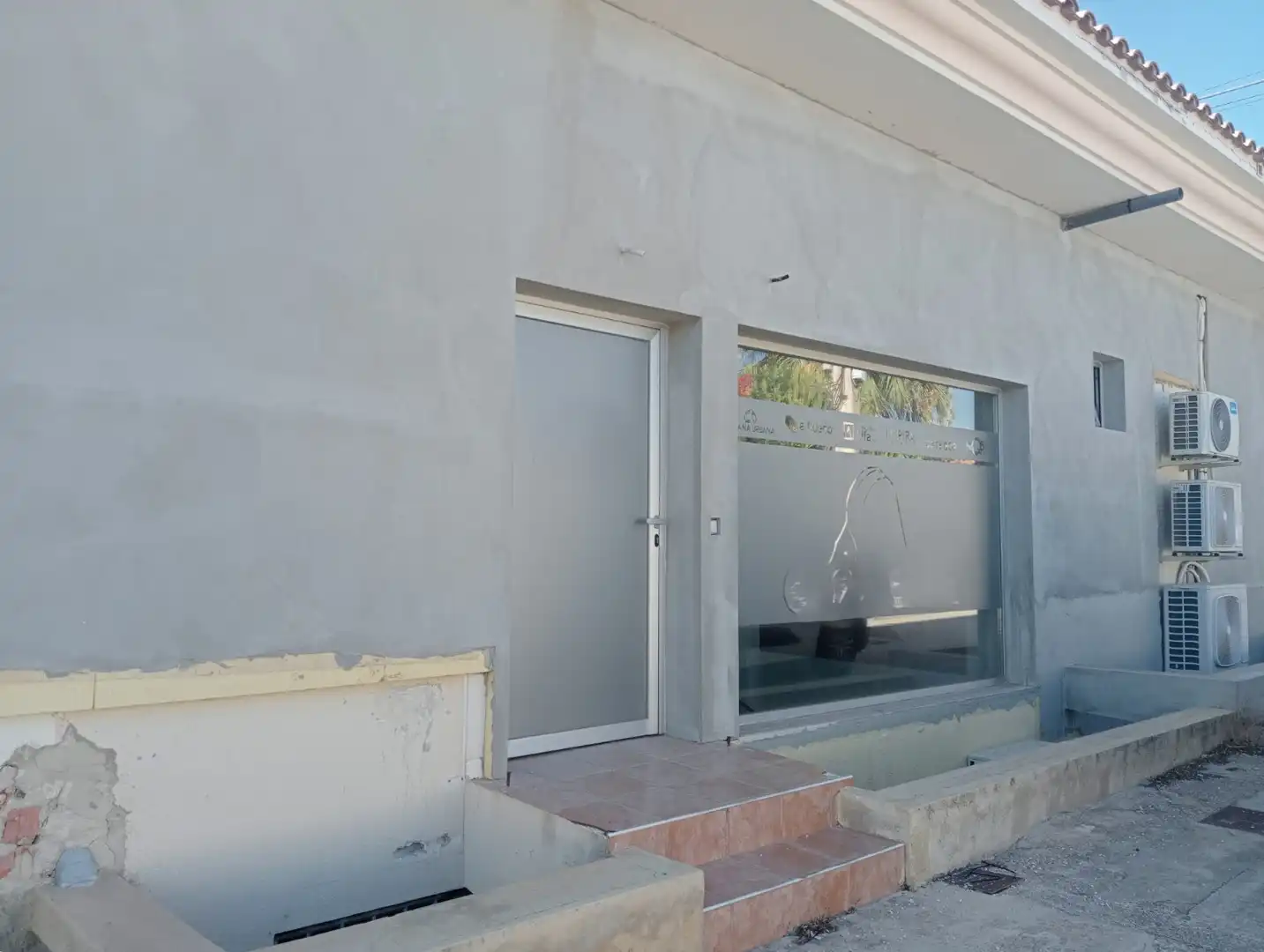 Vista exterior de Local en venta en La Nucia con Aire acondicionado y Terraza