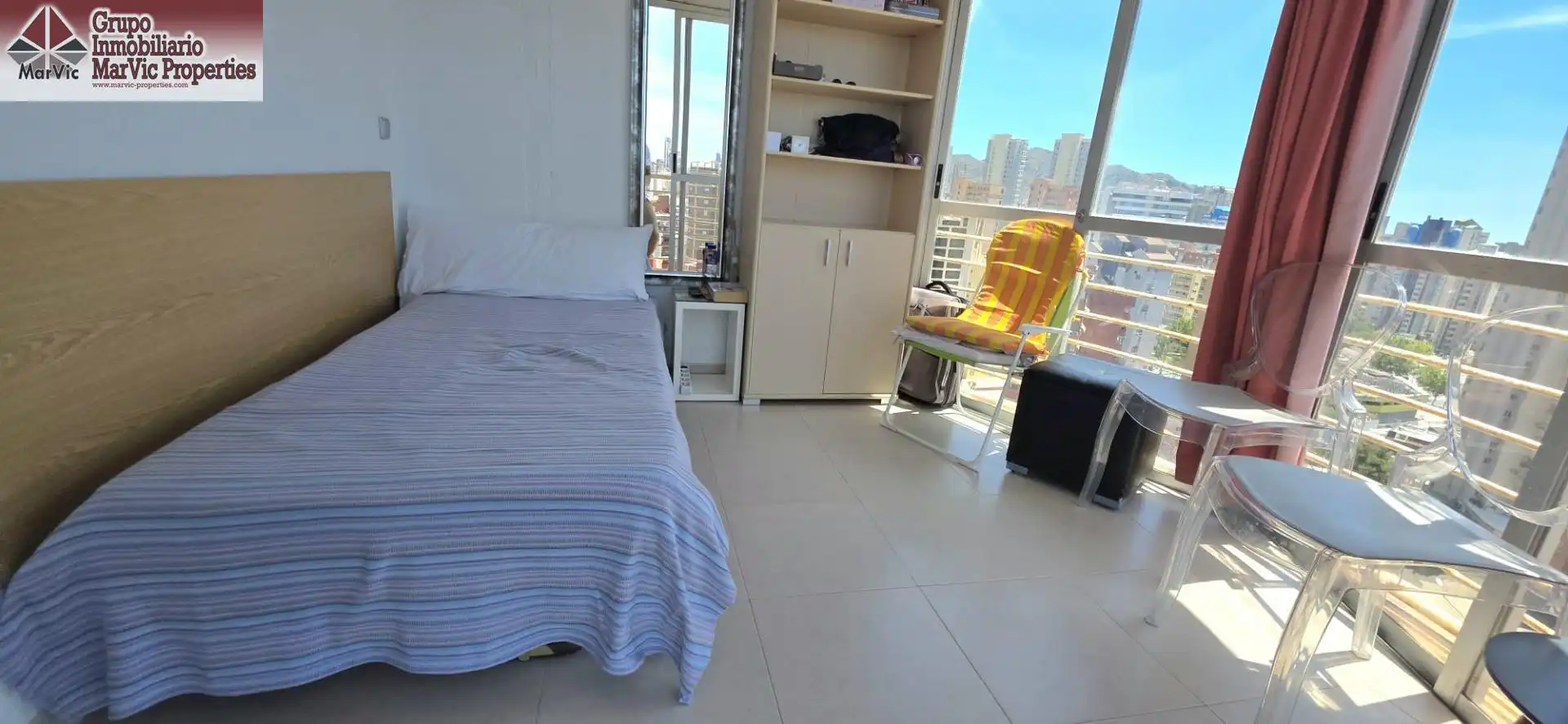 Habitación de Apartamento en venta en Benidorm con Aire acondicionado, Terraza y Amueblado