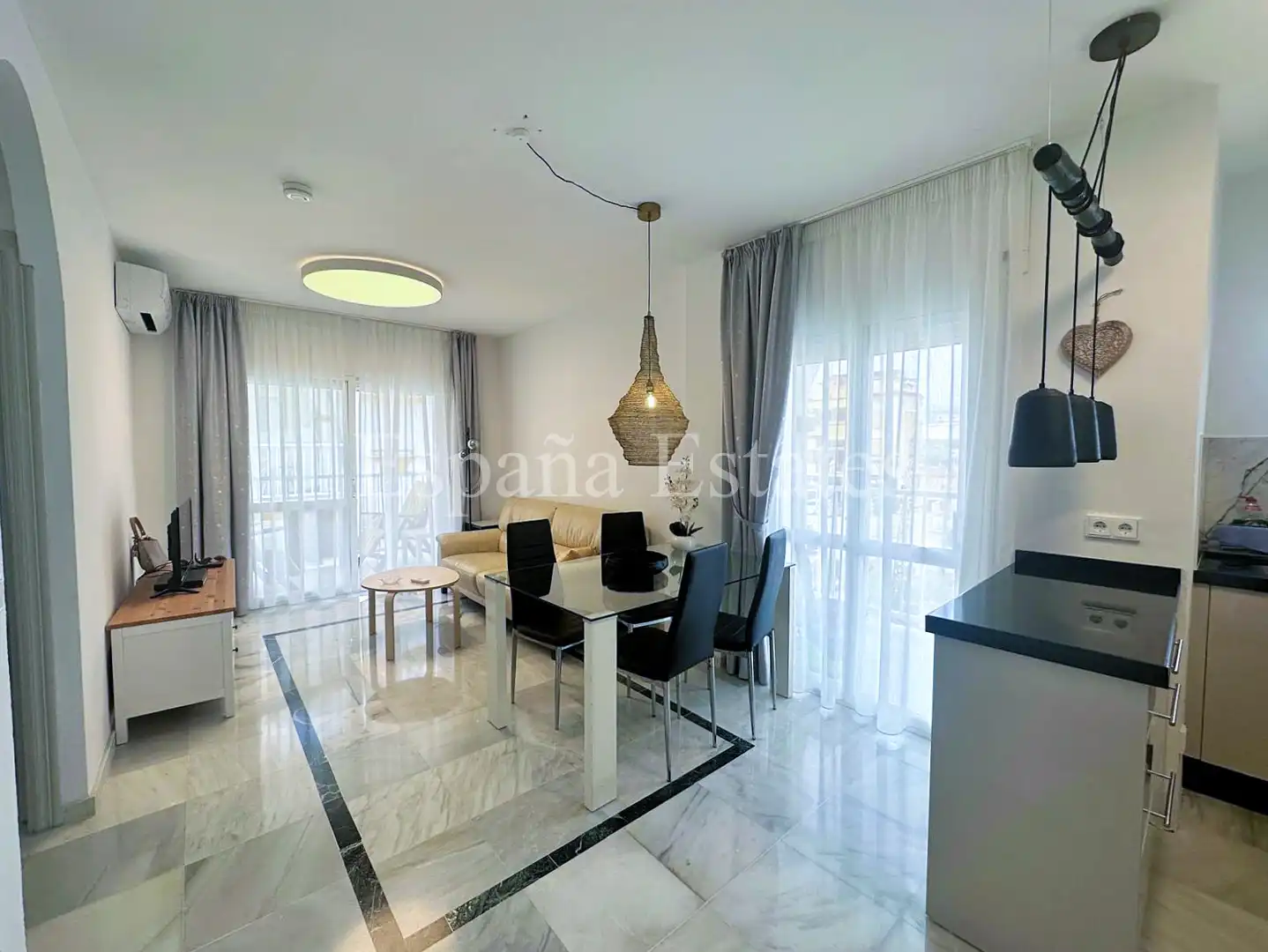 Vista exterior de Apartament en venda en Torrox amb Aire condicionat, Calefacció i Terrassa